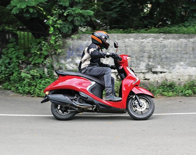 Yamaha Fascino 125 Dealer Near Trimbak Road-Torque Motors